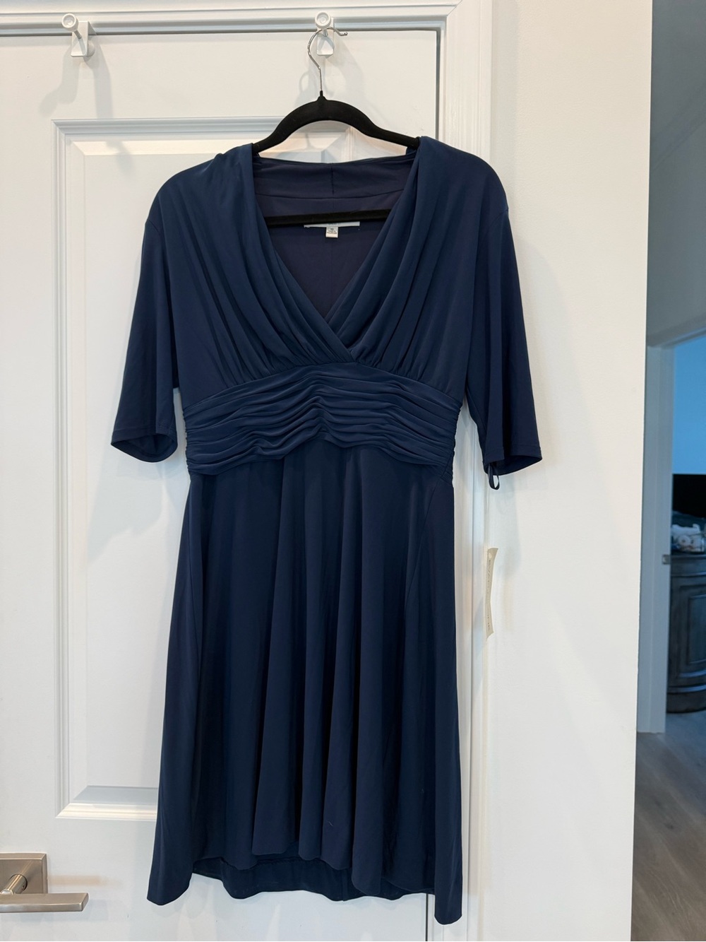 Evan Picone Deep Navy V-Neck Ruched Empire Midi Dress